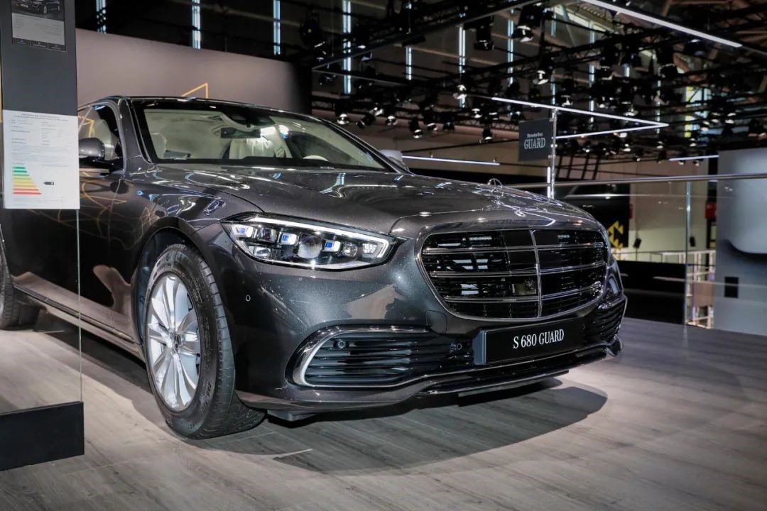 游戏规则制定者座驾奔驰s680防弹版首发亮相