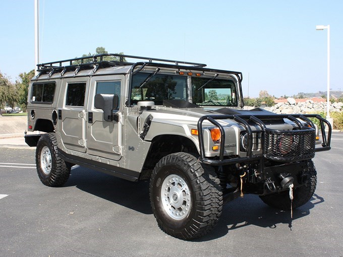 越野之王悍马h1实拍 搭6.6t引擎/配越野绞盘_苏州车网