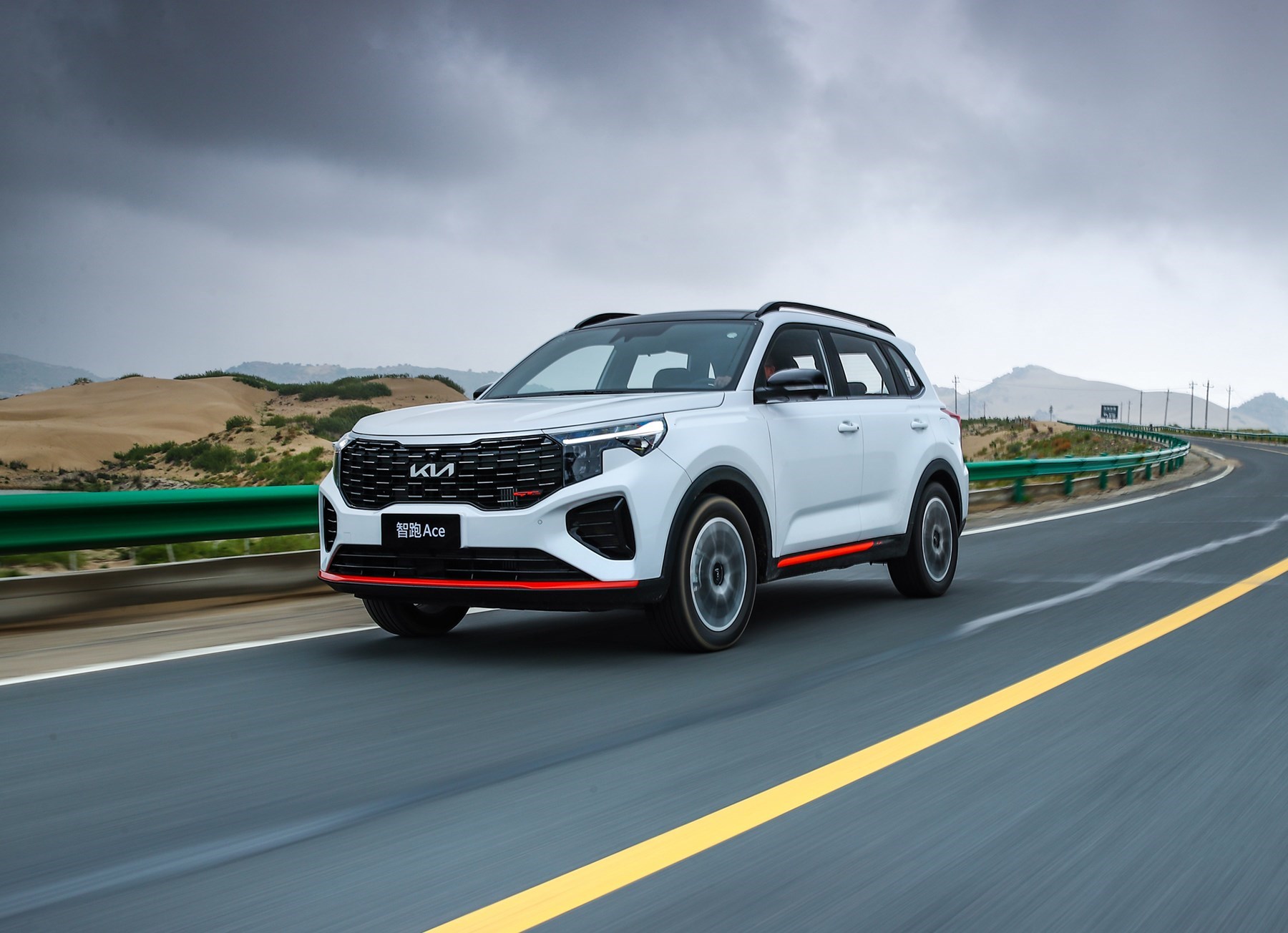 200马力的紧凑suv试驾东风悦达起亚智跑ace15t