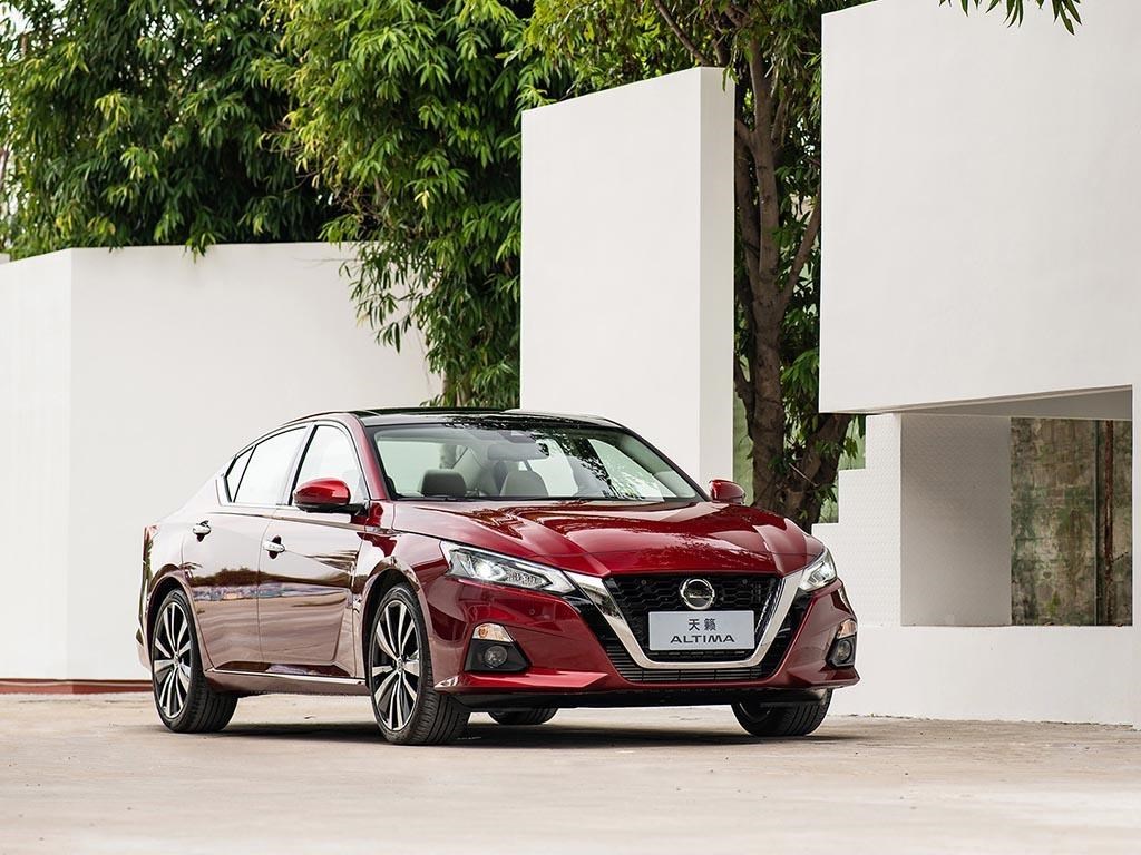 大众认可度比较高的两款车索纳塔和天籁你选谁