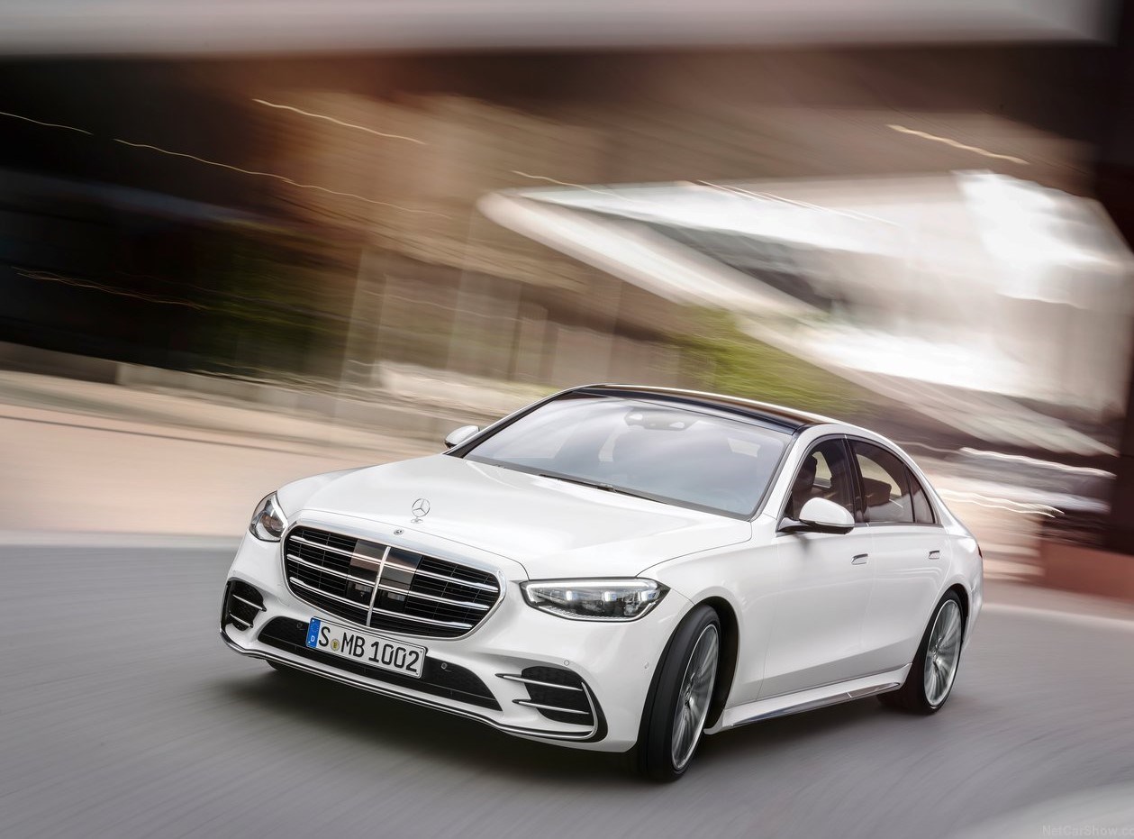 豪华d级车横评奔驰s级宝马7系奥迪a8谁是最强旗舰